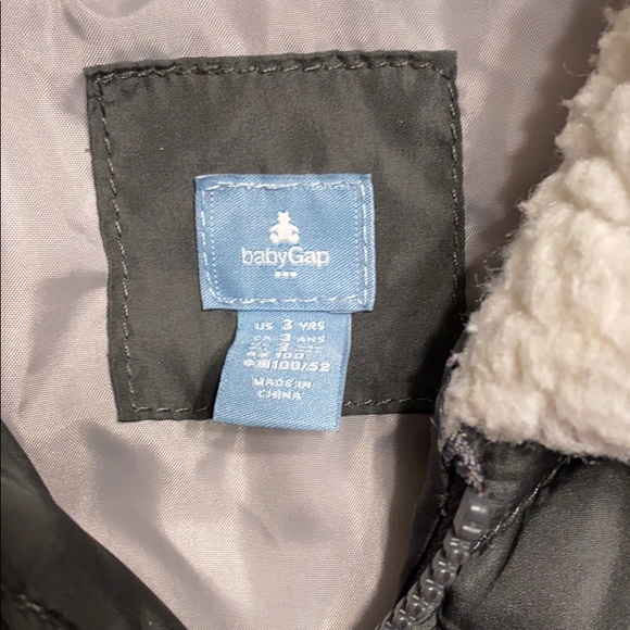 3/$30 Warm quilted winter coat - Picture 2 of 3